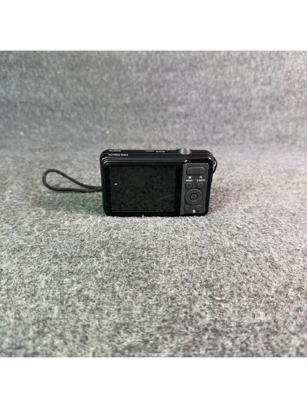 Samsung SL605 Digital Camera 12.2 MP 5X Zoom Black Compact 27mm Lens Dustproof